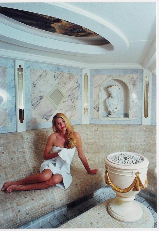 Beauty-Vital-Residenz Helga Dolezal ノイジードル・アム・ゼー エクステリア 写真